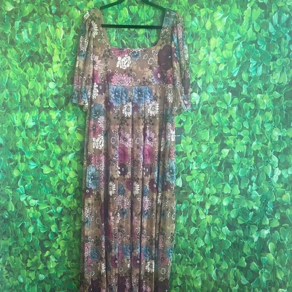 Elie & Emie - New Floral Boho Dress - Picture 1 of 7